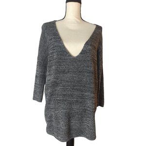 Express Black White V Neck Oversized Knit Sweater Hi Low Hem 3/4 Sleeve Womens S